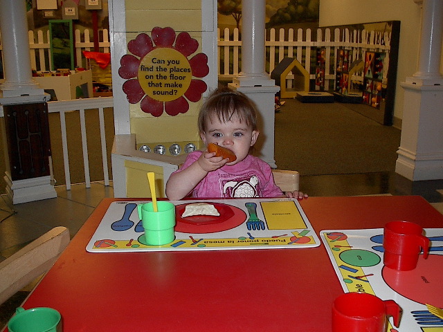 Eatingpretendfood